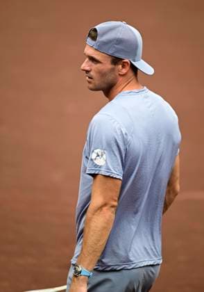 April 5, 2025, Houston, Tx, United States of America: TOMMY PAUL during the quarter finals between Tommy Paul (USA) and Jenson Brooksby (USA) in the Men s Clay Court Championships on April 3, 2025 at the River Oaks Country Club in Houston, Texas. Houston United States of America - ZUMAw132 20250405_zap_w132_058 Copyright: xTomxWalkox
