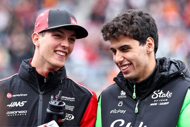F1 Grand Prix Of Japan Oliver Bearman of Great Britain and the MoneyGram Haas F1 Team and Gabriel Bortoleto of Brazil and the Stake F1 Team Kick Sauber look on before the F1 Grand Prix of Japan at Suzuka Circuit in Suzuka, Japan, on April 6, 2025. Suzuka Mie Japan  Copyright: xPaddockerx originalFilename:paddocker-f1grandp250406_npbnf.jpg
