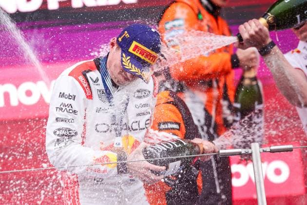 F1 - JAPANESE GRAND PRIX 2025 VERSTAPPEN Max (ned), Red Bull Racing RB21, portrait podium celebration during the Formula 1 Lenovo Japanese Grand Prix 2025, 3rd round of the 2025 FIA Formula One World Championship, WM, Weltmeisterschaft from April 4 to 6, 2025 on the Suzuka Circuit, in Suzuka, Japan - SuzukaJapan  Copyright: xEricxAlonsox
