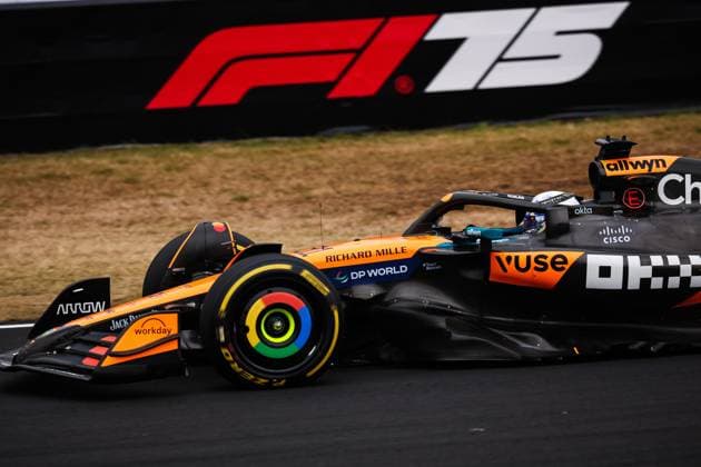 F1 - JAPANESE GRAND PRIX 2025 81 PIASTRI Oscar (aus), McLaren F1 Team MCL39, action during the Formula 1 Lenovo Japanese Grand Prix 2025, 3rd round of the 2025 FIA Formula One World Championship, WM, Weltmeisterschaft from April 4 to 6, 2025 on the Suzuka Circuit, in Suzuka, Japan - SuzukaJapan  Copyright: xEricxAlonsox