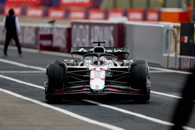 F1 - JAPANESE GRAND PRIX 2025 01 VERSTAPPEN Max (nld), Red Bull Racing RB21, action during the Formula 1 Lenovo Japanese Grand Prix 2025, 3rd round of the 2025 FIA Formula One World Championship, WM, Weltmeisterschaft from April 4 to 6, 2025 on the Suzuka Circuit, in Suzuka, Japan - SuzukaJapan  Copyright: xDPPIx