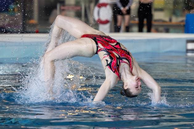 Sport Bilder des Tages Wettkampf Mixed Duett, SG SW Muenchen (Robin Wiehn, Solene Guisard, Maria Denisov GER, Synchronschwimmen, 67. Deutsche Meisterschaften, 2025, Nuernberg, 06.04.2025 GER, Synchronschwimmen, 67. Deutsche Meisterschaften, 2025, Nuernberg, 06.04.2025 Nuernberg *** Competition Mixed Duet, SG SW Muenchen Robin Wiehn, Solene Guisard, Maria Denisov GER, Synchronized Swimming, 67 German Championships, 2025, Nuremberg, 06 04 2025 GER, Synchronized Swimming, 67 German Championships, 2025, Nuremberg, 06 04 2025 Nuremberg Copyright: xEibner-Pressefoto ArdanxFuessmannx EP_AFN