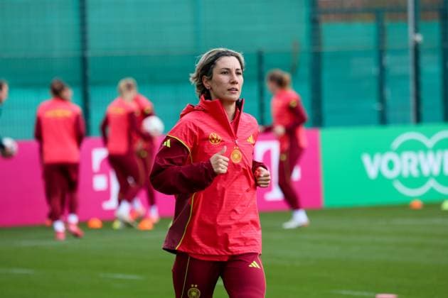 Wolfsburg, Deutschland 06. April 2025: Fußball-Frauen-Nationalmannschaft - Training - 06.04.2025 Im Bild: Sara Doorsoun (Deutschland) Trainingsgelände Niedersachsen Copyright: xFotostandx xFantinix