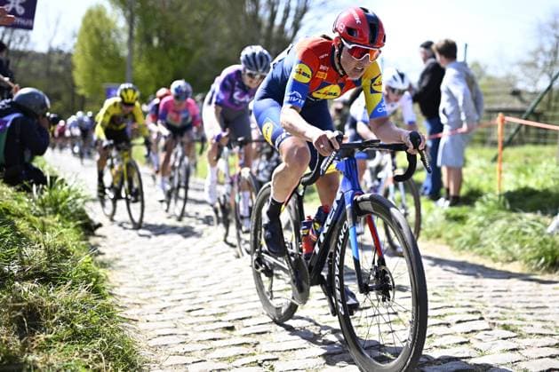 Dutch Ellen Van Dijk of Lidl-Trek pictured in action during the women s race of the Ronde van Vlaanderen Tour des Flandres Tour of Flanders one day cycling race, 168,8k with start and finish in Oudenaarde, Sunday 06 April 2025. JASPERxJACOBS  x119624223x