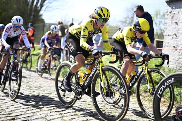 Dutch Marianne Vos of Team Visma-Lease a Bike pictured in action during the women s race of the Ronde van Vlaanderen Tour des Flandres Tour of Flanders one day cycling race, 168,8k with start and finish in Oudenaarde, Sunday 06 April 2025. JASPERxJACOBS  x119624842x