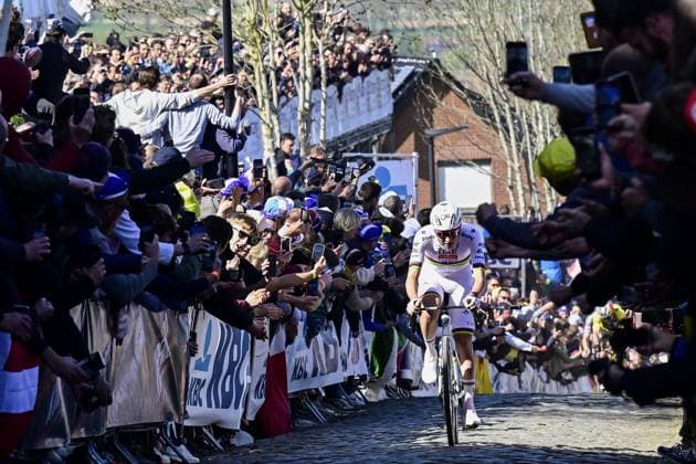 Slovenian Tadej Pogacar of UAE Team Emirates pictured in action on Oude Kwaremont during the men s race of the Ronde van Vlaanderen Tour des Flandres Tour of Flanders one day cycling race, 268,9km from Brugge to Oudenaarde, Sunday 06 April 2025. DIRKxWAEM  x119627710x