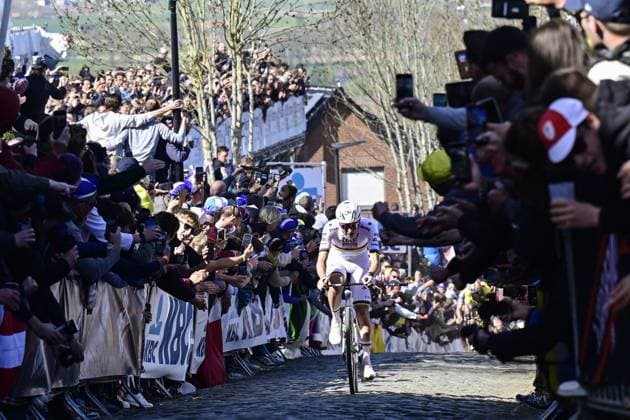 Slovenian Tadej Pogacar of UAE Team Emirates pictured in action on Oude Kwaremont during the men s race of the Ronde van Vlaanderen Tour des Flandres Tour of Flanders one day cycling race, 268,9km from Brugge to Oudenaarde, Sunday 06 April 2025. DIRKxWAEM  x119628149x