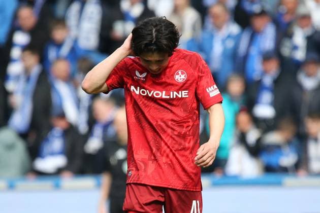 06.04.2025, xmohx, Fussball 2.Bundesliga, 1.FC Magdeburg - 1.FC Kaiserslautern v.l. Daisuke Yokota (1. FC Kaiserslautern) Enttäuscht, traurig, frustriert (DFL DFB REGULATIONS PROHIBIT ANY USE OF PHOTOGRAPHS as IMAGE SEQUENCES and or QUASI-VIDEO) Magdeburg