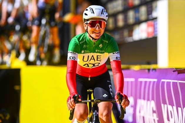 Ronde van Vlaanderen 2025 - Women Elite OUDENAARDE, BELGIUM - APRIL 06 : Longo Borghini Elisa of UAE Team ADQ before the start of the race pictured during the 22th edition of the Ronde van Vlaanderen for Women Elite, an UCI Women s World Tour cycling race organized by Flanders Classics with start and finish in Oudenaarde after 168,8 km on April 6, 2025 in Oudenaarde, Belgium, 06 04 2025 Oudenaarde Belgium  Copyright: xGregoryxVanxGansenx