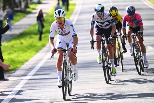 Ronde van Vlaanderen 2025 - Women Elite OUDENAARDE, BELGIUM - APRIL 06 : Kopecky Lotte (BEL) of Team SD Worx - Protime, Niewiadoma Katarzyna (POL) of Canyon SRAM Racing zondacrypto, Lippert Liane (GER) of Movistar Team, Ferrand-Prevot Pauline (FRA) FRA of Team Visma Lease a Bike pictured during the 22th edition of the Ronde van Vlaanderen for Women Elite, an UCI Women s World Tour cycling race organized by Flanders Classics with start and finish in Oudenaarde after 168,8 km on April 6, 2025 in Oudenaarde, Belgium, 06 04 2025 Oudenaarde Belgium  Copyright: xGregoryxVanxGansenx