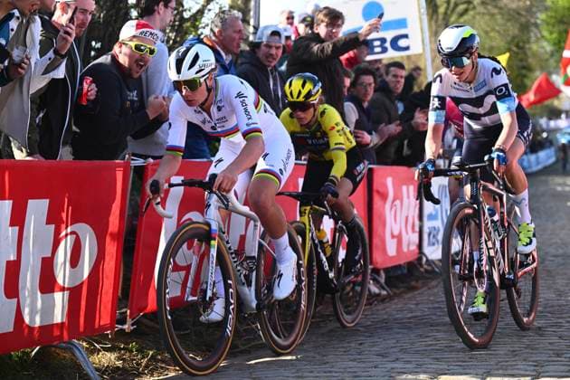 Ronde van Vlaanderen 2025 - Women Elite OUDENAARDE, BELGIUM - APRIL 06 : Kopecky Lotte (BEL) of Team SD Worx - Protime, Niewiadoma Katarzyna (POL) of Canyon SRAM Racing zondacrypto, Lippert Liane (GER) of Movistar Team, Ferrand-Prevot Pauline (FRA) FRA of Team Visma Lease a Bike pictured during the 22th edition of the Ronde van Vlaanderen for Women Elite, an UCI Women s World Tour cycling race organized by Flanders Classics with start and finish in Oudenaarde after 168,8 km on April 6, 2025 in Oudenaarde, Belgium, 06 04 2025 Oudenaarde Belgium  Copyright: xGregoryxVanxGansenx