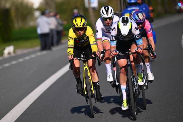 Ronde van Vlaanderen 2025 - Women Elite OUDENAARDE, BELGIUM - APRIL 06 : Kopecky Lotte (BEL) of Team SD Worx - Protime, Niewiadoma Katarzyna (POL) of Canyon SRAM Racing zondacrypto, Lippert Liane (GER) of Movistar Team, Ferrand-Prevot Pauline (FRA) FRA of Team Visma Lease a Bike pictured during the 22th edition of the Ronde van Vlaanderen for Women Elite, an UCI Women s World Tour cycling race organized by Flanders Classics with start and finish in Oudenaarde after 168,8 km on April 6, 2025 in Oudenaarde, Belgium, 06 04 2025 Oudenaarde Belgium  Copyright: xGregoryxVanxGansenx