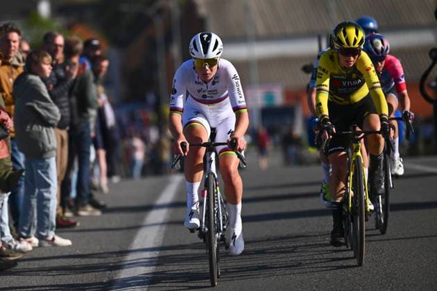 Ronde van Vlaanderen 2025 - Women Elite OUDENAARDE, BELGIUM - APRIL 06 : Kopecky Lotte (BEL) of Team SD Worx - Protime, Niewiadoma Katarzyna (POL) of Canyon SRAM Racing zondacrypto, Lippert Liane (GER) of Movistar Team, Ferrand-Prevot Pauline (FRA) FRA of Team Visma Lease a Bike pictured during the 22th edition of the Ronde van Vlaanderen for Women Elite, an UCI Women s World Tour cycling race organized by Flanders Classics with start and finish in Oudenaarde after 168,8 km on April 6, 2025 in Oudenaarde, Belgium, 06 04 2025 Oudenaarde Belgium  Copyright: xGregoryxVanxGansenx