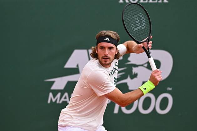 Monaco Rolex Masters - Practice And Media Day Stefanos Tsitsipas (GRE) during his practice at the Monaco Rolex Masters in Monte Carlo, on April, 6, 2025. Photo by Corinne Dubreuil ABACAPRESS.COM Monte-Carlo Monaco  Copyright: xDubreuilxCorinne ABACAx