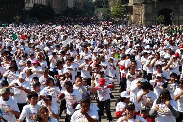 April 6, 2025, Mexico City, Ciudad de Mexico, Mexico: Persons take part during the National Boxing Class at main square Zocalo. on April 6, 2025 in Mexico City, Mexico. Mexico City Mexico - ZUMAe321 20250406_zsa_e321_039 Copyright: xCarlosxSantiagox