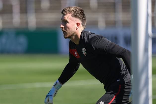 3. Liga; Borussia Dortmund II - FC Ingolstadt 04; Torwart Boevink Pelle (26 FCI) vor dem Spiel 3. Liga - Borussia Dortmund II - FC Ingolstadt 04 Saison 2024 2025