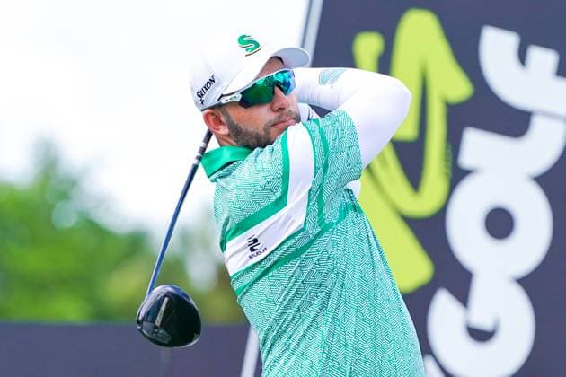 April 6, 2025, Doral, Florida, USA: Dean Burmester of Stinger GC tees off the 5th hole during the final round of LIV Golf Miami at Trump National Doral. Doral USA - ZUMAw109 20250406_fap_w109_009 Copyright: xDebbyxWongx