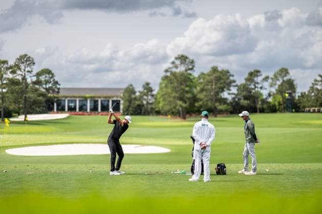 Sport Bilder des Tages 250406 Ludvig Aberg of Sweden with caddie Joe Skovron and coach Hans Larsson during a practice at the range prior to the 2025 Masters Golf Tournament on April 6, 2025 in Augusta. Photo: Petter Arvidson BILDBYRAN kod PA PA1003 golf masters bbeng the masters augusta sverige Copyright: PETTERxARVIDSON BB250406PA032