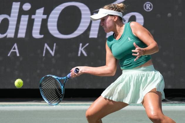TENNIS 2025: Credit One Charleston Open APRIL 06 April 6, 2025: Sofia Kenin (USA) loses to Jessica Pegula (USA) 6-3, 7-5 at the Credit One Charleston Open being played at Credit One Staduim in Charleston, South Carolina, {USA} Ã‚ÂLeslie Billman Tennisclix (Credit Image: Â Leslie Billman Cal Media) Charleston South Carolina USA EDITORIAL USE ONLY Copyright: xx ZUMA-20250406_zma_c04_089.jpg LesliexBillmanx csmphotothree373682