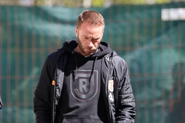 06.04.2025, Fussball, Herren, 2. Bundesliga, Saison 2024 2025, SV 07 Elversberg - SSV Jahn Regensburg, Trainer Andreas Patz (SSV Jahn Regensburg) Elversberg Ursapharm-Arena an der Kaiserlinde Saarland Deutschland (DE) Copyright: xSebastianxBachx