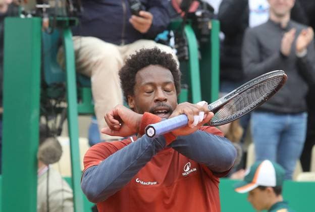 Rolex Monte Carlo Master Tennis PHOTOPQR NICE MATIN Cyril Dodergny ; Roquebrune-cap-martin ; 07 04 2025 ; Rolex Master Monte-Carlo - Monte-Carlo Country Club - 1er Tour - Gael Fonfils (FRA) vs Fabian Marozsan (HUN). Vicoire de Monfils. Roquebrune-cap-martin France  Copyright: xPHOTOPQR NICExMATIN MAXPPPxCyrilxDodergnyx 20250407NIM7087 20250407NIM7087