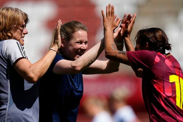 Germany v Norway - Women s Under23 Tournament Final Kathrin Peter head coach of Germany and Gia Corley of Germany and San Diego Wave FC celebrates victory after during the Women s Under23 Tournament Final between Germany Women s U23 and Norway Women s U23 at Estadio Enrique Roca on April 7, 2025 in Murcia, Spain. Murcia Spain  Copyright: xJosexBretonx originalFilename:bretonhernandez-germanyv250407_npPet.jpg