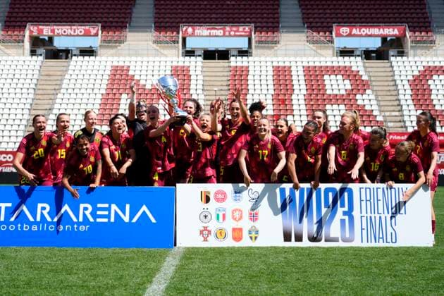 Sport Bilder des Tages Germany v Norway - Women s Under23 Tournament Final The german players celebrates victory after the Women s Under23 Tournament Final between Germany Women s U23 and Norway Women s U23 at Estadio Enrique Roca on April 7, 2025 in Murcia, Spain. Murcia Spain  Copyright: xJosexBretonx originalFilename:bretonhernandez-germanyv250407_npp5b.jpg