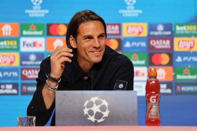Yann Sommer (Inter Mailand, 01) bei der Pressekonferenz, lacht, GER, Internationale Pressekonferenz, Inter Mailand, Fussball, UEFA Champions League, Viertelfinale Hinspiel, Saison 2024 2025, 07.04.2025, GER, Internationale Pressekonferenz, Inter Mailand, Fussball, UEFA Champions League, Viertelfinale Hinspiel, Saison 2024 2025, 07.04.2025 Muenchen Copyright: xEibner-Pressefoto JennixMaulx EP_JML