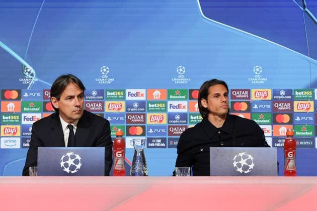 Yann Sommer (Inter Mailand, 01) mit Simone Inzaghi (Inter Mailand, Chef-Trainer) bei der Pressekonferenz, GER, Internationale Pressekonferenz, Inter Mailand, Fussball, UEFA Champions League, Viertelfinale Hinspiel, Saison 2024 2025, 07.04.2025, GER, Internationale Pressekonferenz, Inter Mailand, Fussball, UEFA Champions League, Viertelfinale Hinspiel, Saison 2024 2025, 07.04.2025 Muenchen Copyright: xEibner-Pressefoto JennixMaulx EP_JML