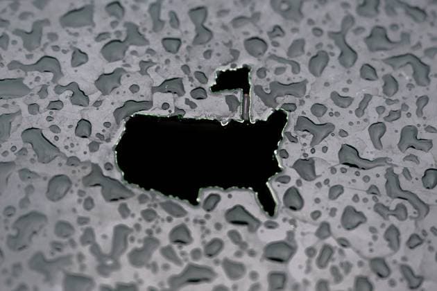 Sport Bilder des Tages 250407 The Masters logo is seen with raindrops during a practice prior to the 2025 Masters Golf Tournament on April 7, 2025 in Augusta. Photo: Petter Arvidson BILDBYRAN kod PA PA1004 golf masters bbeng the masters augusta genre logga logotyp Copyright: PETTERxARVIDSON BB250407PA102