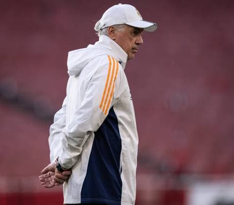 Real Madrid training session Ancelotti in action during the training session at the Emirates stadium, in London, UK, today April 7, 2025. Copyright: xx 0L3A2250