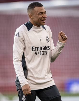 Real Madrid training session Mbappe in action during the training session at the Emirates stadium, in London, UK, today April 7, 2025. Copyright: xx 0L3A2394