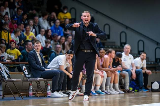 Basketball Berlin 07.04.2025 Saison 2024 2025 Toyota Damen Basketball Bundesliga Playoff Halbfinale Spiel 2 Alba Berlin - Saarlouis Royals Matiss Rozlapa (Saarlouis, Trainer)