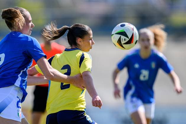 250408 Mikaela Stojanovska of Sweden during the UEFA Women s Under-19 EURO Qualifier, EM, Europameisterschaft football match between Italy and Sweden on April 8, 2025 in Forli. Photo: Cristiano Mazzi BILDBYRAN kod XY XY0057 fotboll football soccer fotball f19 landslag em-kval euro qualifier italy sverige sweden dam bbeng Copyright: CRISTIANOxMAZZI BB250408BB400
