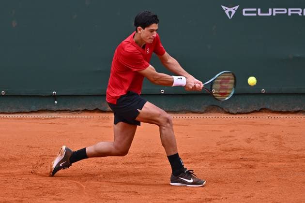 Atkinson Monza Open 2025 Federico Cina of Italy participates in the ATP, Tennis Herren Challenger Atkinson Monza Open 2025 at Villa Reale Tennis in Monza, Italy, on April 8, 2023. Monza Italy  Copyright: xMichelexMaravigliax originalFilename:maraviglia-tennisat250408_nplqs.jpg