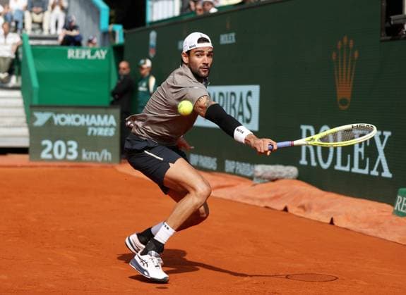 Rolex Monte-Carlo Masters PHOTOPQR NICE MATIN Dylan Meiffret ; Monaco ; 08 04 2025 ; 1ers tours du Rolex Monte-Carlo Masters. ICI : Match entre Alexander Zverev et Matteo Berrettini. L italien remporte le match ICI : Berrettini Rolex Monte-Carlo Masters at Monte-Carlo Country Club on April 8, 2025 Monaco France  Copyright: xPHOTOPQR NICExMATIN MAXPPPxDylanxMeiffretx 20250408NIM9894 20250408NIM9894