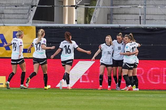UEFA Women s Nations League 2024 2025, Liga A, Gruppe 1 - 08.04.2025, Spieltag 4 - Österreich vs. Niederlande - CASHPOINT Arena (Altach, Österreich); Österreich jubelt nach dem Tor zum 1:0 Copyright: xLukaxKolanovicx