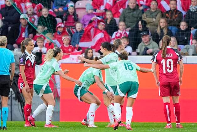 UEFA Women s Nations League: Denmark - Italy Italy s players celebrate the second goal scored by Lucia Di Guglielmo during the UEFA Women s Nations League match between Denmark and Italy at MCH Arena in Herning on Tuesday, April 8, 2025. (Photo: Bo Amstrup Scanpix 2025) , Herning Denmark Copyright: BoxAmstrupx spdk20250408-193810-L