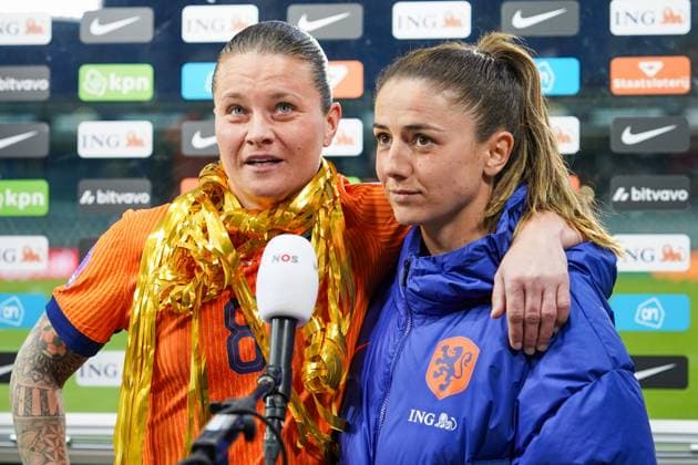 UEFA Women s Nations League 2024 2025, Liga A, Gruppe 1 - 08.04.2025, Spieltag 4 - Österreich vs. Niederlande - CASHPOINT Arena (Altach, Österreich); Sherida Spitse (Niederlande), DaniÃ«lle van de Donk (Niederlande) im Interview Copyright: xLukaxKolanovicx
