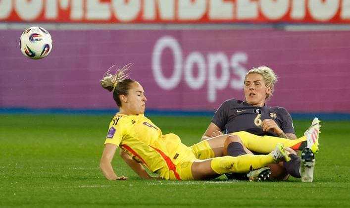 Millie Bright of England fouls Sarah Wijnants of Belgium Belgium Women v England Women, UEFA Women s Nations League - League A - Group 3, Football, The King Power At Den Dreef Stadium, Leuven, Belgium - 08 Apr 2025 EDITORIAL USE ONLY No use with unauthorised audio, video, data, fixture lists, club league logos or live services. Online in-match use limited to 120 images, no video emulation. No use in betting, games or single club league player publications. Copyright: xVandenxWijngaert Shutterstockx 15243592ag