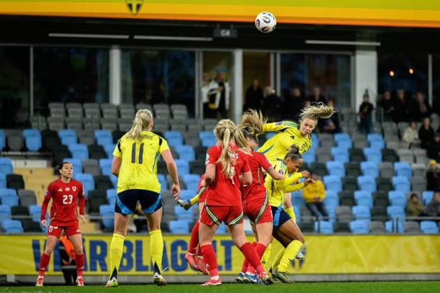 250408 Amanda Ilestedt of Sweden during the UEFA Women s Nations League football match between Sweden and Wales on April 8, 2025 in Gothenburg. Photo: Mathias Bergeld BILDBYRAN kod MB MI0812 fotboll football soccer fotball nations league uefa womens nations league sverige sweden wales dam bbeng Copyright: MATHIASxBERGELD BB250408MB088