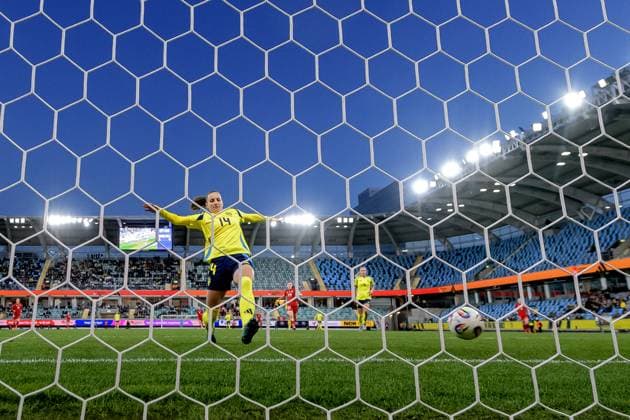 250408 Nathalie Björn of Sweden during the UEFA Women s Nations League football match between Sweden and Wales on April 8, 2025 in Gothenburg. Photo: Mathias Bergeld BILDBYRAN kod MB MI0812 fotboll football soccer fotball nations league uefa womens nations league sverige sweden wales dam bbeng Copyright: MATHIASxBERGELD BB250408MB105
