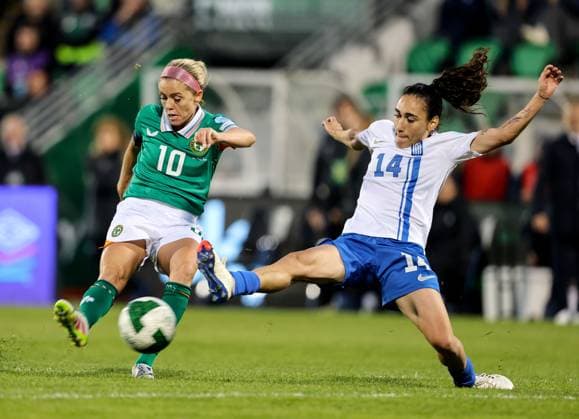 UEFA Women s Nations League 2025, Tallaght Stadium, Dublin 8 4 2025 Republic of Ireland WNT vs Greece Ireland s Denise O Sullivan and Greece s Eleni Saich Denise O Sullivan and Eleni Saich 8 4 2025  Copyright: x INPHO DanxSheridanx 0V1A4763