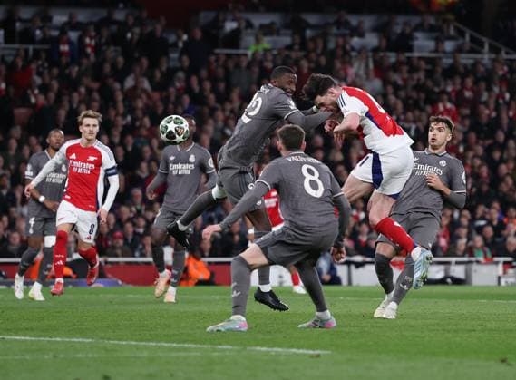 London, England, 8th April 2025. Declan Rice of Arsenal heads towards goal during the Arsenal vs Real Madrid UEFA Champions League match at the Emirates Stadium, London. Picture credit should read: David Klein Sportimage EDITORIAL USE ONLY. No use with unauthorised audio, video, data, fixture lists, club league logos or live services. Online in-match use limited to 120 images, no video emulation. No use in betting, games or single club league player publications. SPI_046_DK_Arsenal_Real_Madrid SPI-3819-0048