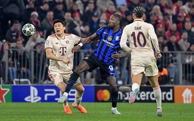 08.04.2025, xemx, Fussball UEFA Champions League, FC Bayern Muenchen - Inter Mailand v.l. Minjae Kim (FC Bayern Muenchen), Marcus Thuram (Inter Mailand) Zweikampf, Aktion, action, battle for the ball (DFL DFB REGULATIONS PROHIBIT ANY USE OF PHOTOGRAPHS as IMAGE SEQUENCES and or QUASI-VIDEO) Muenchen