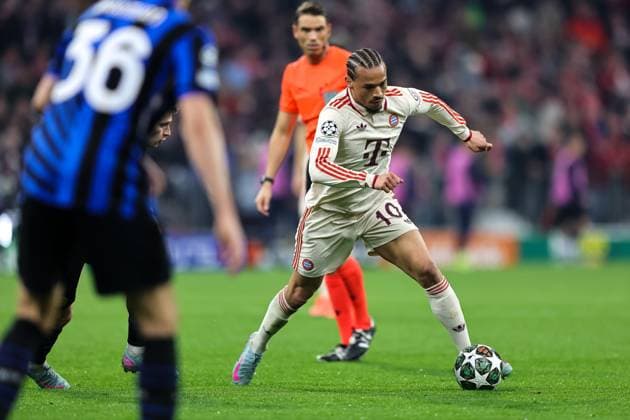 Leroy Sane (FC Bayern Muenchen, 10) mit Ball, GER, FC Bayern Muenchen vs. Inter Mailand, Fussball, UEFA Champions League, Viertelfinale Hinspiel, Spielzeit 2024 2025, 08.04.2025, GER, FC Bayern Muenchen vs. Inter Mailand, Fussball, UEFA Champions League, Viertelfinale Hinspiel, Spielzeit 2024 2025, 08.04.2025 Muenchen Copyright: xEibner-Pressefoto JennixMaulx EP_JML