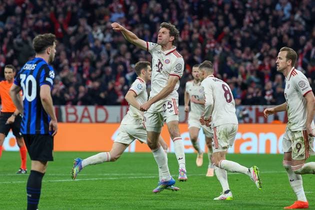 Torjubel von Thomas Mueller 25 (FC Bayern Muenchen) zum Ausgleich 1:1, FC Bayern Muenchen vs. Inter Mailand, Fussball, Champions League, Viertelfinale, Hinspiel, 08.04.2025 Muenchen Bayern Deutschland