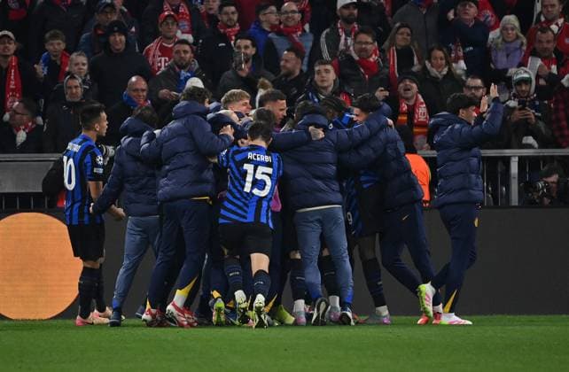 08.04.2025, xjrdrx, Fussball UEFA Champions League, FC Bayern Muenchen - Inter Mailand v.l. Davide Frattesi (Inter Mailand) celebrate the goal, Der Torjubel zum 1:2 (DFL DFB REGULATIONS PROHIBIT ANY USE OF PHOTOGRAPHS as IMAGE SEQUENCES and or QUASI-VIDEO) Muenchen