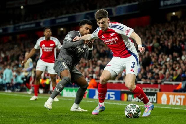 UEFA Champions League Quarter-finals Arsenal v Real Madrid Rodrygo of Real Madrid battles for the ball with Kieran Tierney of Arsenal during the UEFA Champions League Quarter-finals match Arsenal vs Real Madrid at Emirates Stadium, London, United Kingdom, 8th April 2025 (Photo by Izzy Poles News Images) London Emirates Stadium Greater London United Kingdom Copyright: xIzzyxPoles NewsxImagesx