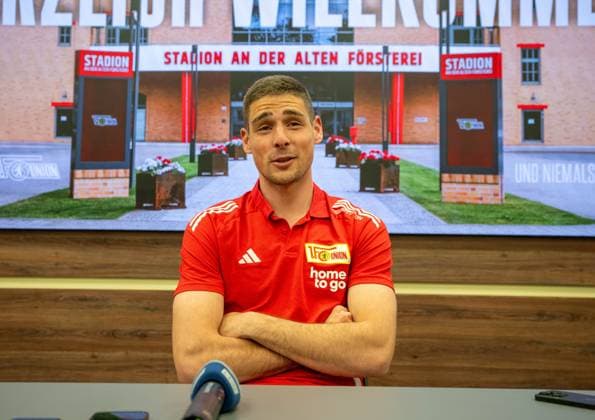 Sport Themen der Woche KW15 Sport Bilder des Tages Fussball, Herren, Saison 2024 2025, 1. Bundesliga, 1. FC Union Berlin, Medienrunde mit Andrej Ilic (1. FC Union Berlin), 09.04. 2025, *** Football, Men, Season 2024 2025, 1 Bundesliga, 1 FC Union Berlin, Media round with Andrej Ilic 1 FC Union Berlin , 09 04 2025, Copyright: xMatthiasxKochx